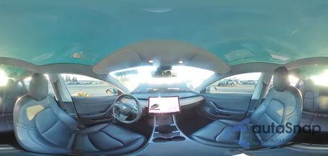 2018 Tesla Model 3 z USA, uszkodzony, nr VIN 5YJ3E1EA9JF014049